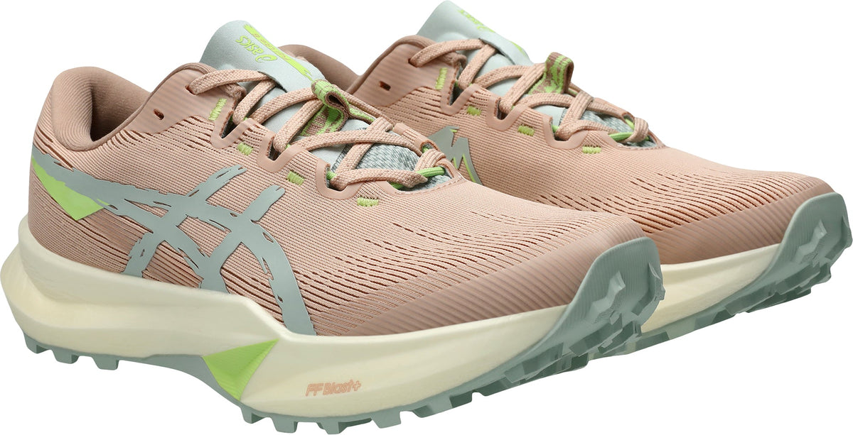 Women's Fuji Lite 6 Trail Running Shoes - Pink