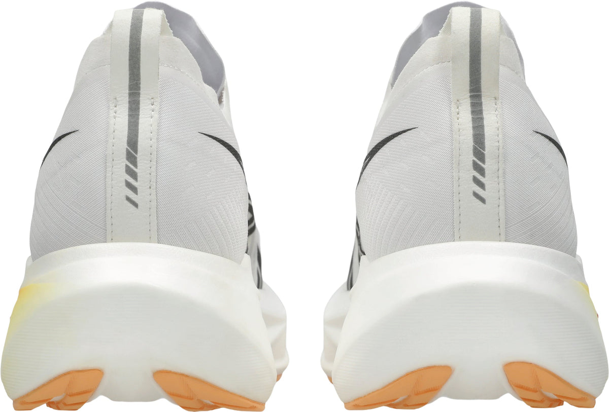 MegaBlast Road Running Shoes - White
