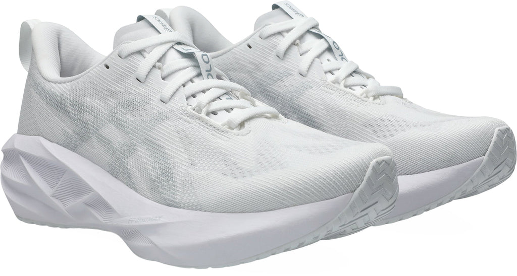 Women's NovaBlast 5 Road Running Shoes - White