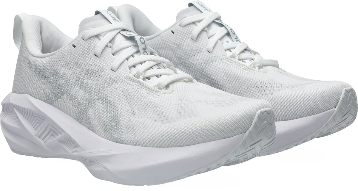 Women's NovaBlast 5 Road Running Shoes - White
