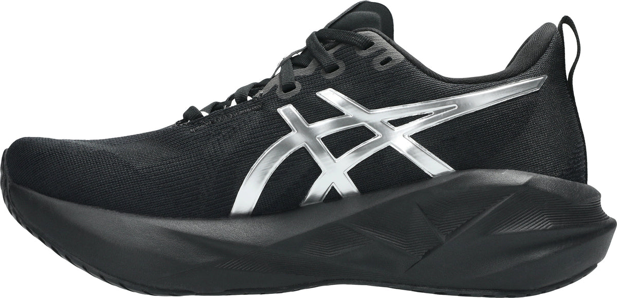 Women's NovaBlast 5 Road Running Shoes - Black