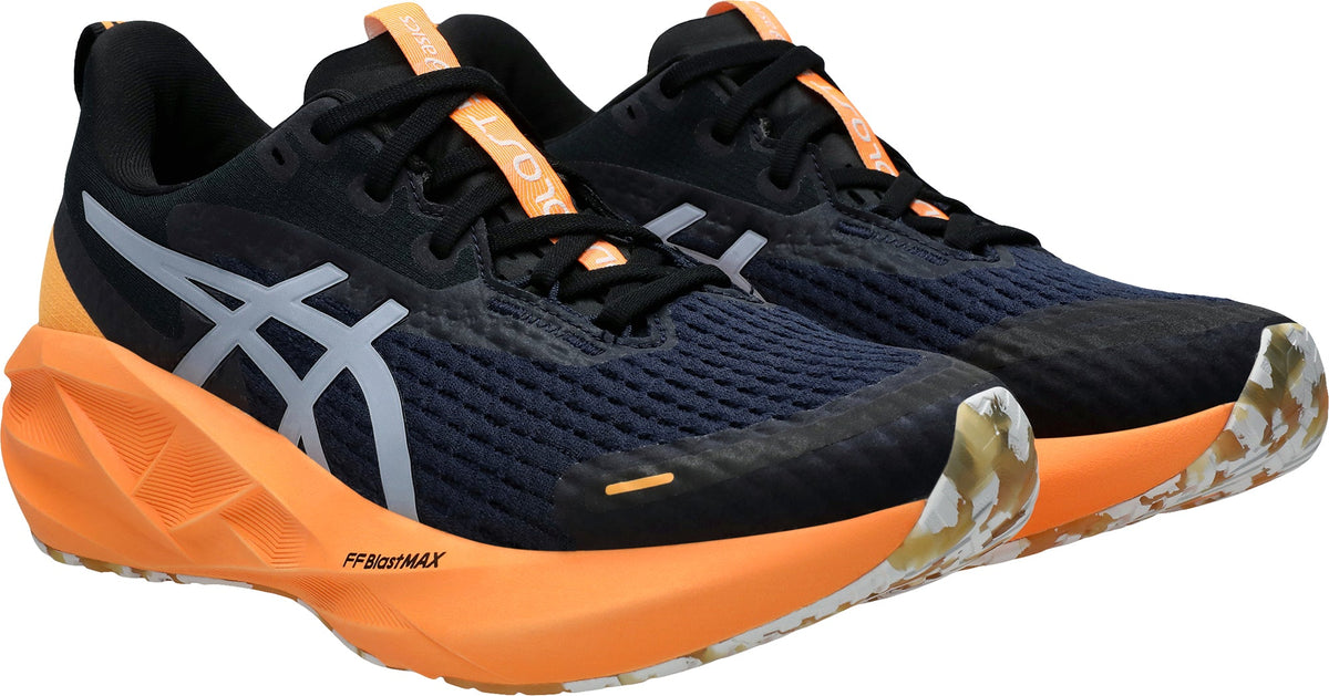 Men's NovaBlast 5 Lite-Show Road Running Shoes - Black