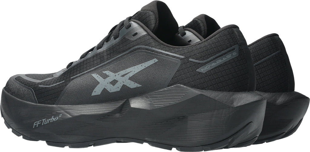 Men's NovaBlast 6 GORE-TEX Road Running Shoes - Black