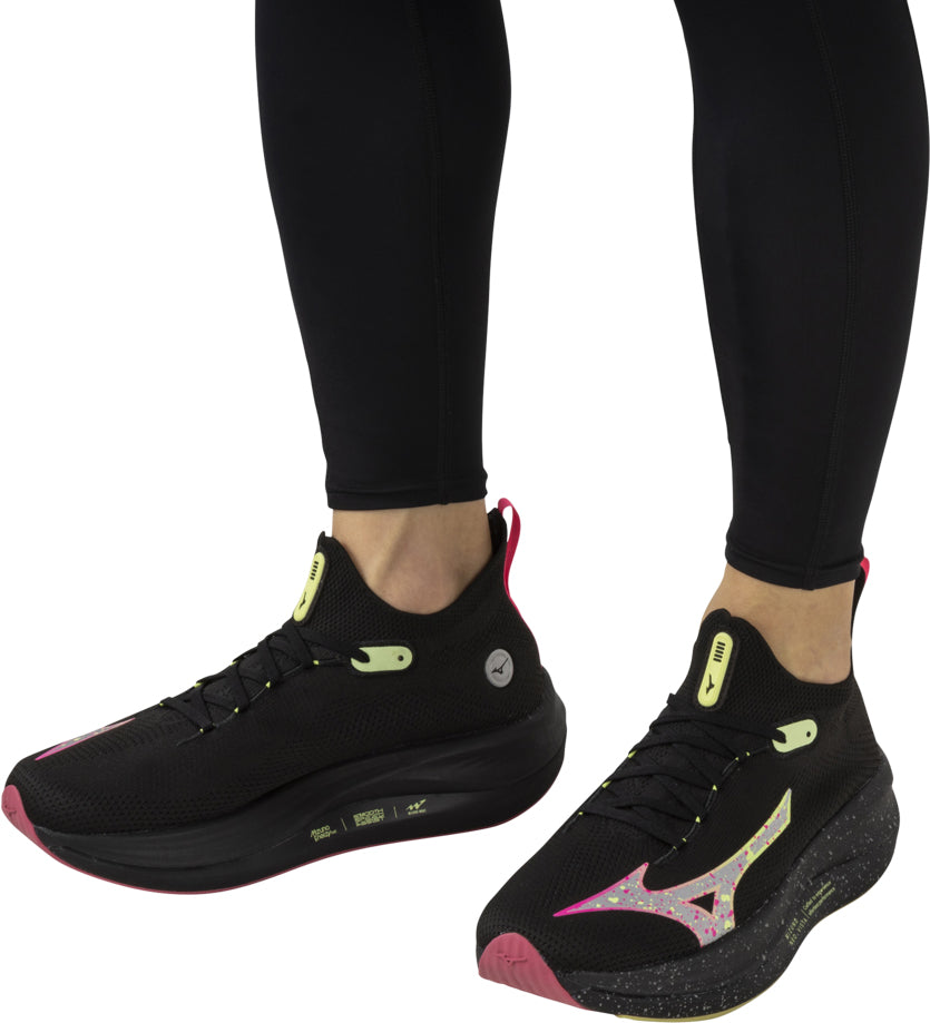 Neo Vista Road Running Shoes - Black
