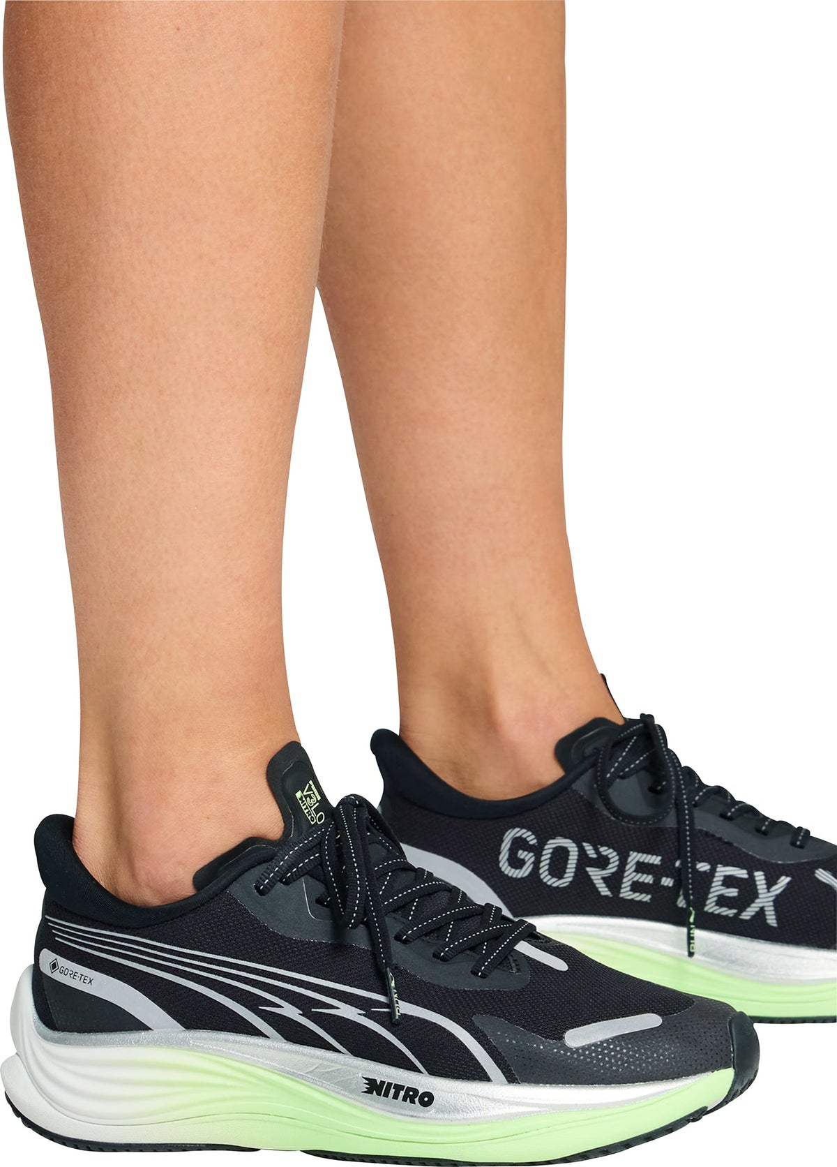 Women's Velocity Nitro 3 GORE-TEX Road Running Shoes - Black